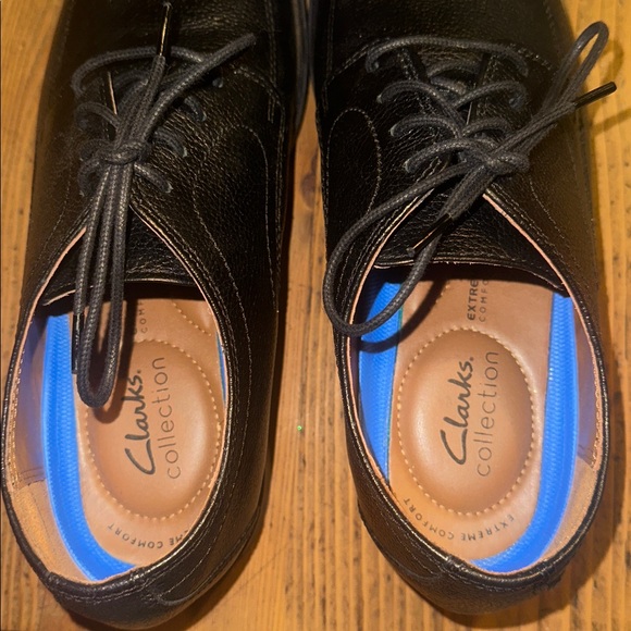 Clarks Whiddon Apron Oxford Size 9 1/2M - Picture 5 of 8